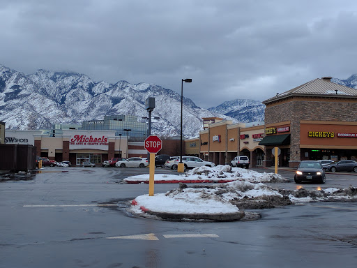 Pet Supply Store «Petco Animal Supplies», reviews and photos, 1090 Fort Union Blvd, Midvale, UT 84047, USA