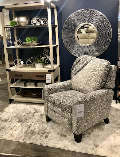 Furniture Store «La-Z-Boy Furniture Galleries», reviews and photos, 9605 Kingston Pike, Knoxville, TN 37922, USA