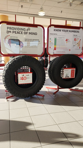 Tire Shop «Discount Tire Store», reviews and photos, 1130 W Elliot Rd, Tempe, AZ 85284, USA