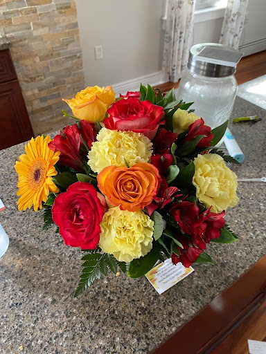 Florist «Designs By Don Inc», reviews and photos, 380 Main St, Wilmington, MA 01887, USA