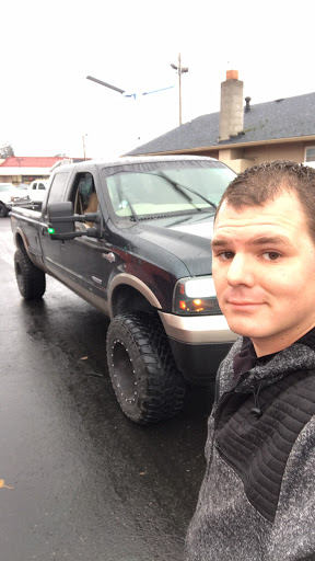 Car Dealer «Sunrise Auto Sales», reviews and photos, 16001 SE McLoughlin Blvd, Milwaukie, OR 97267, USA