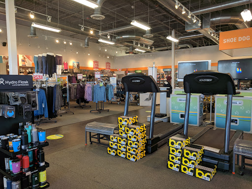 Running Store «Road Runner Sports», reviews and photos, 501 Shoppes Blvd, North Brunswick Township, NJ 08902, USA