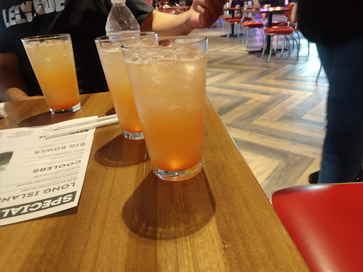 Bowling Alley «AMF Shrader Lanes», reviews and photos, 8037 Shrader Rd, Richmond, VA 23294, USA