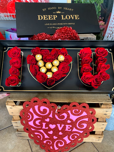 Florist «The Flower Shop», reviews and photos, 10530 Magnolia Ave, Riverside, CA 92505, USA