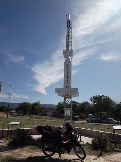 Monumento Cohete Castor 01 'Chamical cuna de la era aeroespacial Argentina'