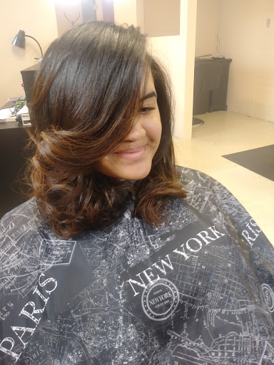 Hair Salon «Dominican Hair Salon», reviews and photos, 4409 N Tryon St G, Charlotte, NC 28213, USA