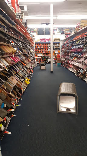 Shoe Show, 4903 Jonesboro Rd, Forest Park, GA 30297, USA, 