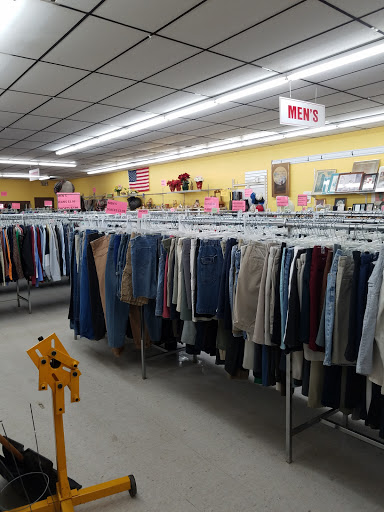 Thrift Store «Action Thrift Store», reviews and photos, 2114 N Michigan Ave, Saginaw, MI 48602, USA