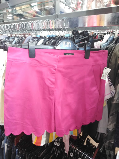 Used Clothing Store «Uptown Cheapskate», reviews and photos, 11255 Huebner Rd #205, San Antonio, TX 78230, USA