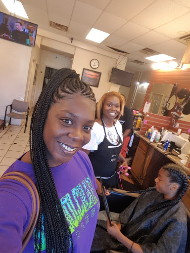 Beauty Salon «Kut-Em Up Hair & Nails Salon», reviews and photos, 13573 Greenfield Rd, Detroit, MI 48227, USA