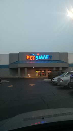 Pet Supply Store «PetSmart», reviews and photos, 950 Hanes Mall Blvd, Winston-Salem, NC 27103, USA