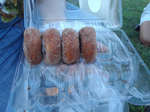 Orchard «Barton Orchards - Noxon Road Store Open Year Round - The Farm is CLOSED for the Season.», reviews and photos, 63 Apple Tree Ln, Poughquag, NY 12570, USA