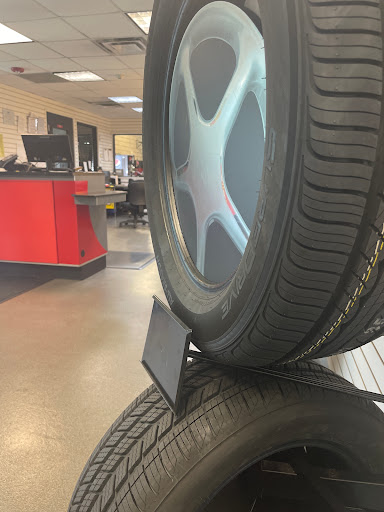 Tire Shop «Tires Plus», reviews and photos, 1100 S Federal Hwy, Pompano Beach, FL 33062, USA