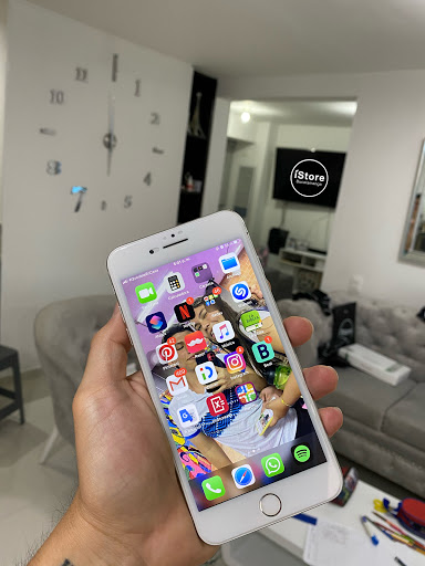 iStore Bucaramanga - Reparación iPhone - Servicio Técnico Especializado Apple