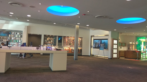 Cell Phone Store «AT&T», reviews and photos, 585 E Palatine Rd, Arlington Heights, IL 60004, USA
