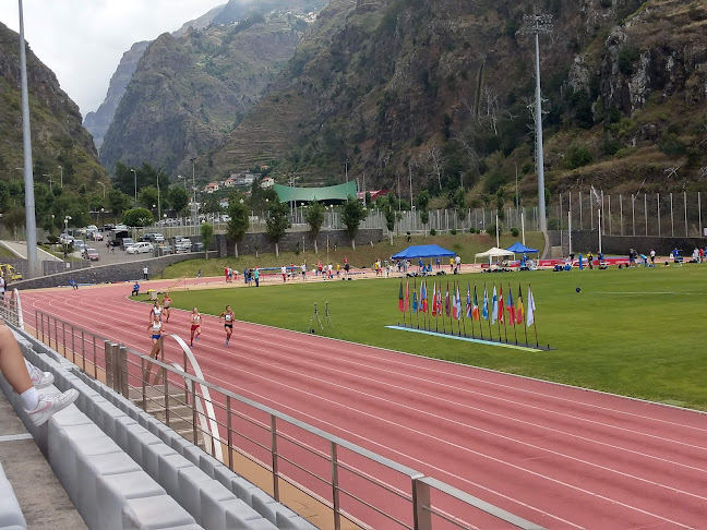 Avaliações doAssociação De Atletismo Da Região Autónoma Da Madeira em Câmara de Lobos - Campo de futebol