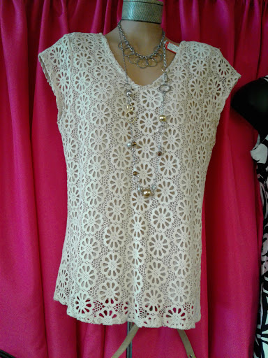 Consignment Shop «Uniquely Yours Resale», reviews and photos, 8484 Fredericksburg Rd, San Antonio, TX 78229, USA