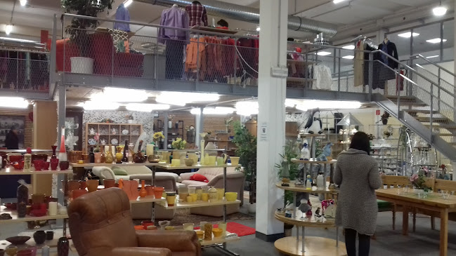 Rezensionen über Secondo - Das Second-Hand-Kaufhaus in Bulle - Geschäft