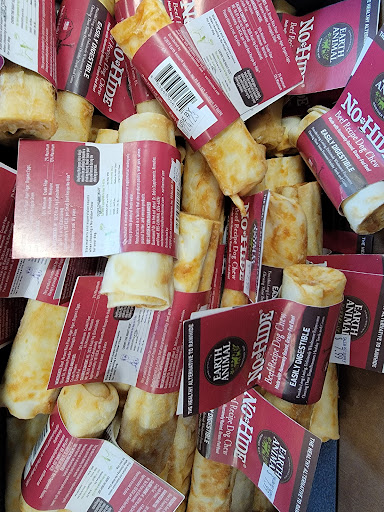 Pet Supply Store «Salem Pet Supply», reviews and photos, 3185 Market St NE, Salem, OR 97301, USA