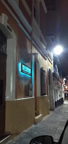Opiniones de Delirium Pizza & Arte en Quito - Pizzeria