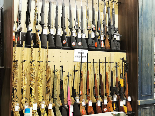 Outdoor Sports Store «Field & Stream», reviews and photos, 520 Clock Tower Way, Crescent Springs, KY 41017, USA