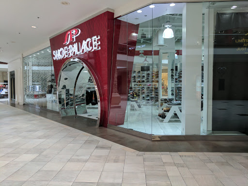 Shoe Store «Shoe Palace», reviews and photos, 2901 S Capital of Texas Hwy, Austin, TX 78746, USA