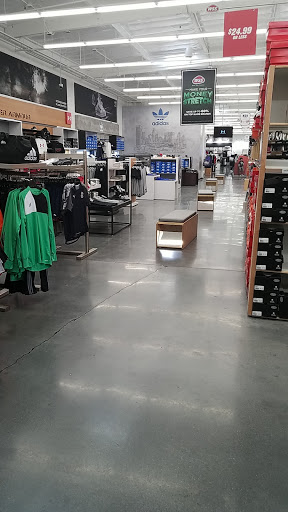 Shoe Store «WSS», reviews and photos, 7900 Sepulveda Blvd, Van Nuys, CA 91405, USA