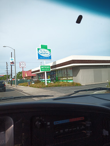 Bicycle Store «Two Wheels One Planet Bicycle Store», reviews and photos, 420 E 17th St, Costa Mesa, CA 92627, USA
