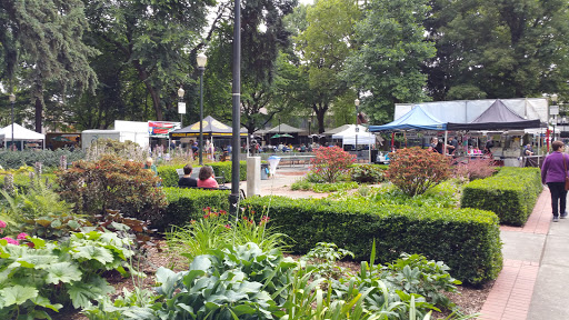 Park «Holladay Park», reviews and photos, NE Holladay St & NE 11th Ave, Portland, OR 97232, USA