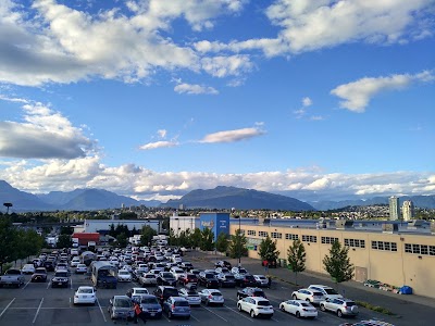 Photos of Walmart Grandview Supercentre