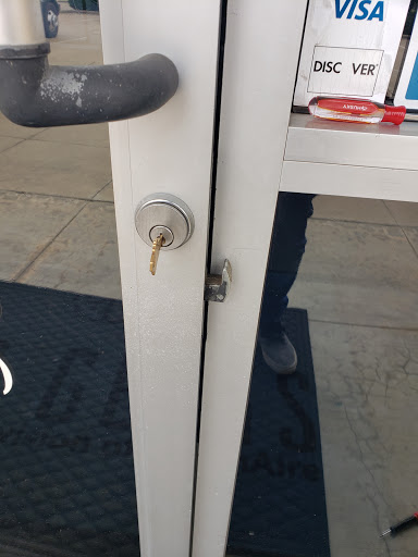 Key Duplication Service «KeyMe», reviews and photos, 401 N Pacific Coast Hwy, Redondo Beach, CA 90277, USA