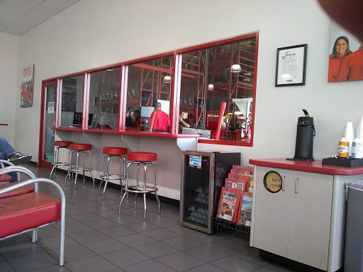 Tire Shop «Discount Tire», reviews and photos, 1901 Dallas Pkwy, Plano, TX 75093, USA