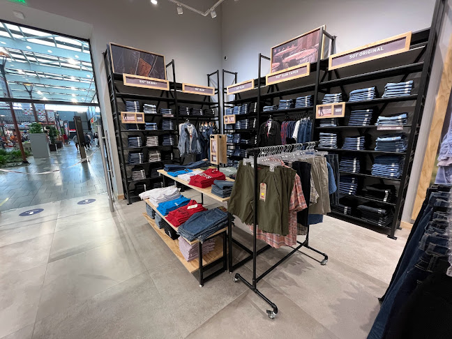 Opiniones de Levi's Outlet en Temuco - Tienda de ropa