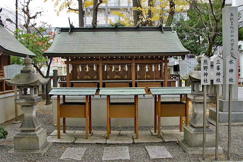 水神社•三峯神社•熊野神社