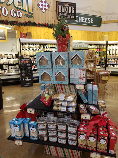 Health Food Store «Sprouts Farmers Market», reviews and photos, 847 W Foothill Blvd, Upland, CA 91786, USA