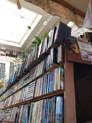 Used Book Store «Tin Can Mailman», reviews and photos, 1000 H St, Arcata, CA 95521, USA