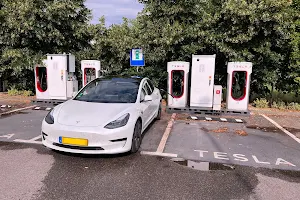 Tesla Supercharger image