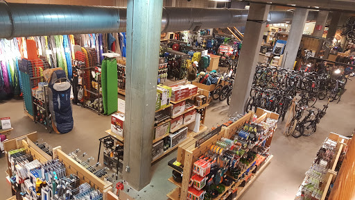 Camping Store «REI», reviews and photos, 1405 NW Johnson St, Portland, OR 97209, USA