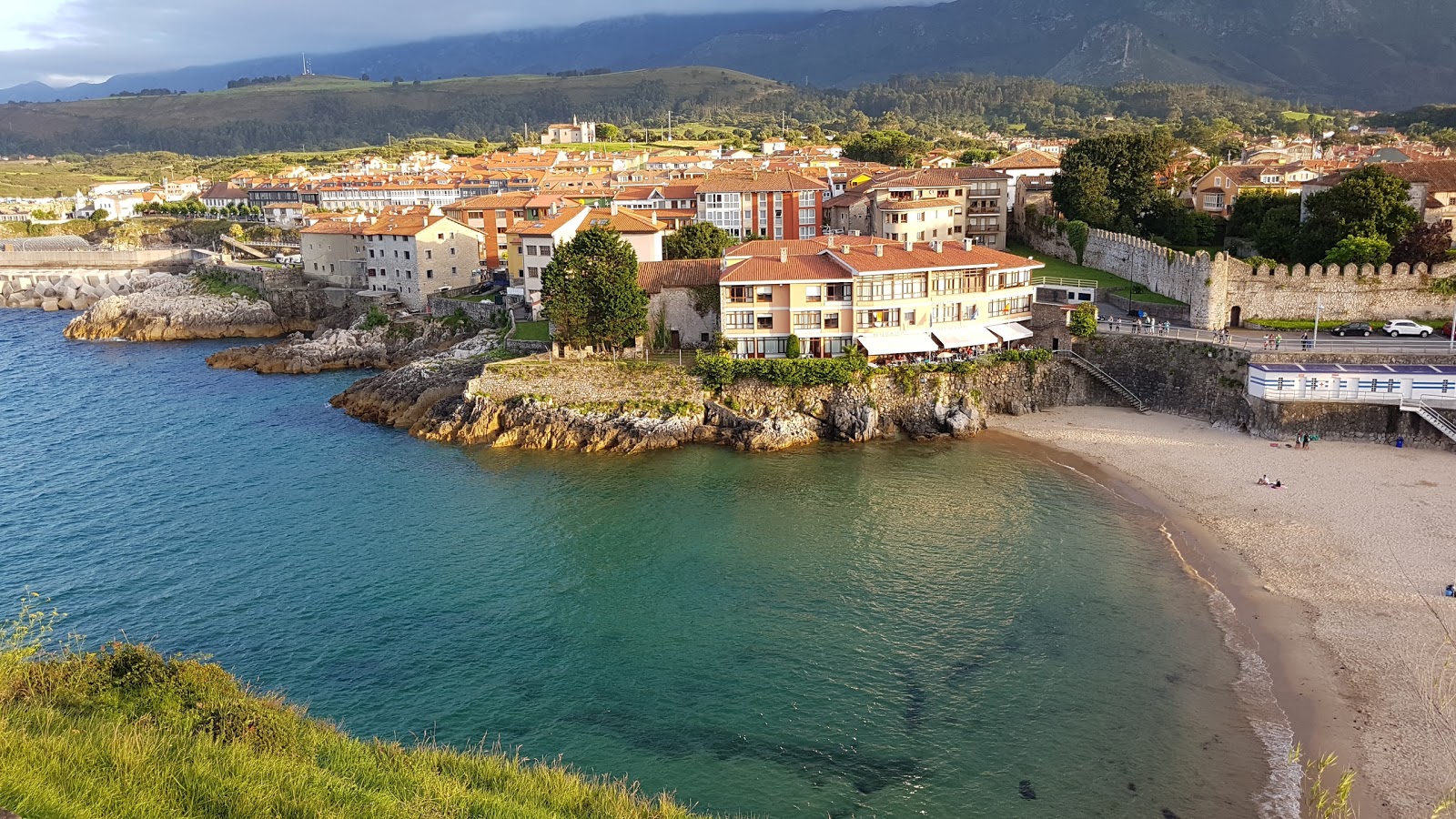Fotografie cu Playa de El Sablon și așezarea