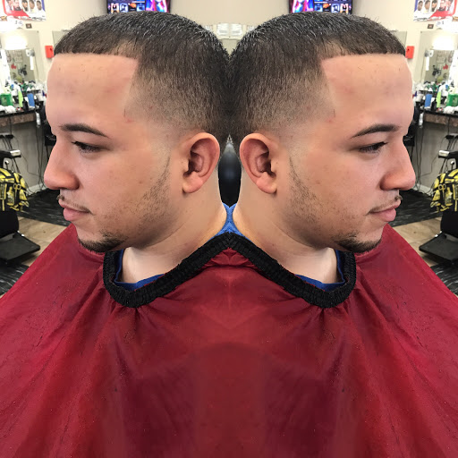 Barber Shop «Top Notch Barbershop», reviews and photos, 353 E Main St, Middletown, NY 10941, USA