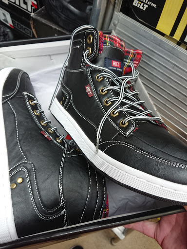 Motorcycle Parts Store «Cycle Gear», reviews and photos, 1424 Airport Fwy, Bedford, TX 76022, USA