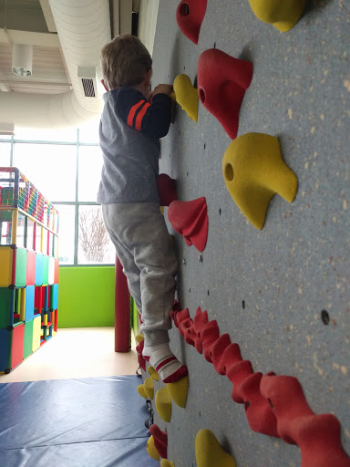 Gym «Recplex», reviews and photos, 420 Dempster St, Mt Prospect, IL 60056, USA