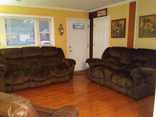 Furniture Store «EXPRESS FURNITURE & MATRESS OUTLET», reviews and photos, 2720 W Mercury Blvd, Hampton, VA 23666, USA