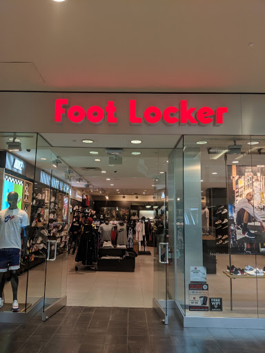 Movie Theater «AMC Mayfair Mall 18», reviews and photos, 2500 N Mayfair Rd M186, Wauwatosa, WI 53226, USA