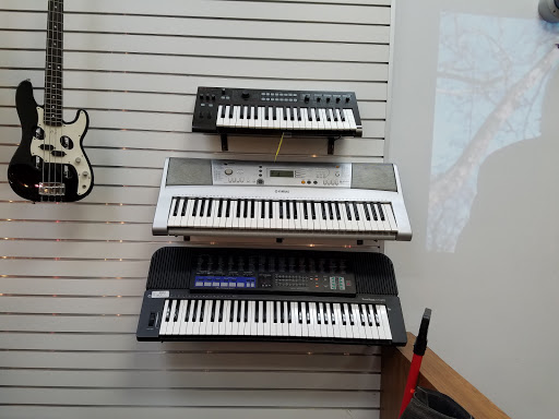 Pawn Shop «EZ Pawn Corp», reviews and photos, 253-06 Rockaway Blvd, Rosedale, NY 11422, USA