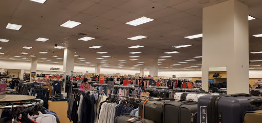 Department Store «Nordstrom Rack White Plains», reviews and photos, 3 City Pl, White Plains, NY 10601, USA