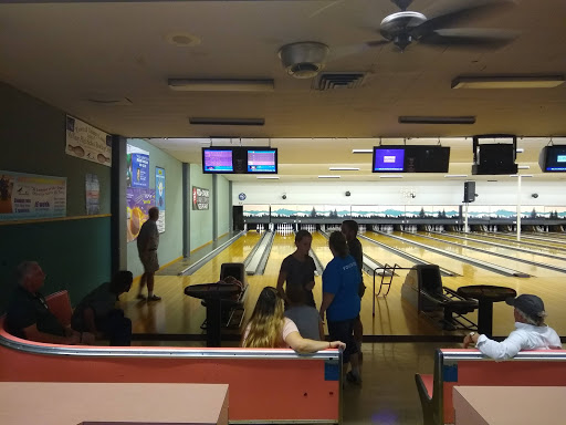Bowling Alley «Town & Country Lanes», reviews and photos, 3500 River Rd N, Keizer, OR 97303, USA