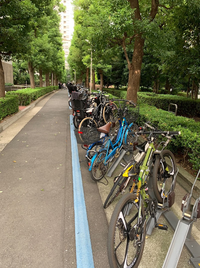 青山一丁目駅前自転車駐輪場