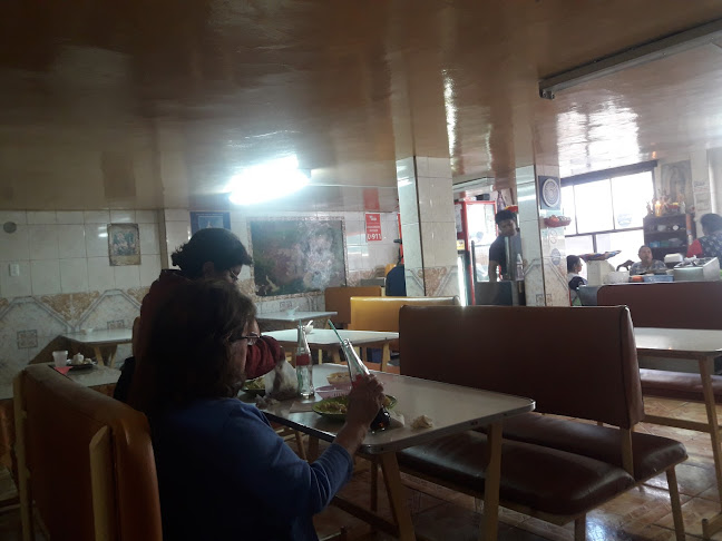 Opiniones de Hornados El Resbalon en Riobamba - Restaurante