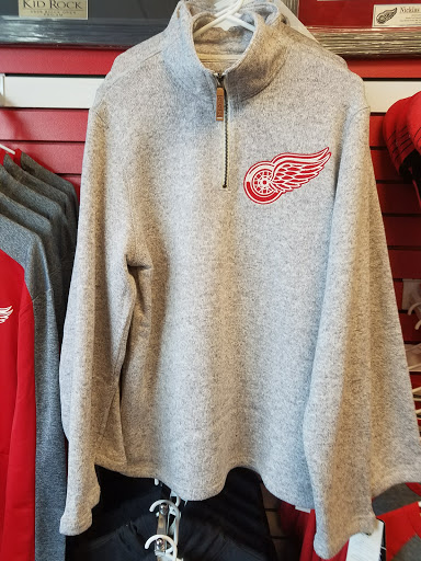 Clothing Store «Fanatic U», reviews and photos, 30409 Ford Rd, Garden City, MI 48135, USA